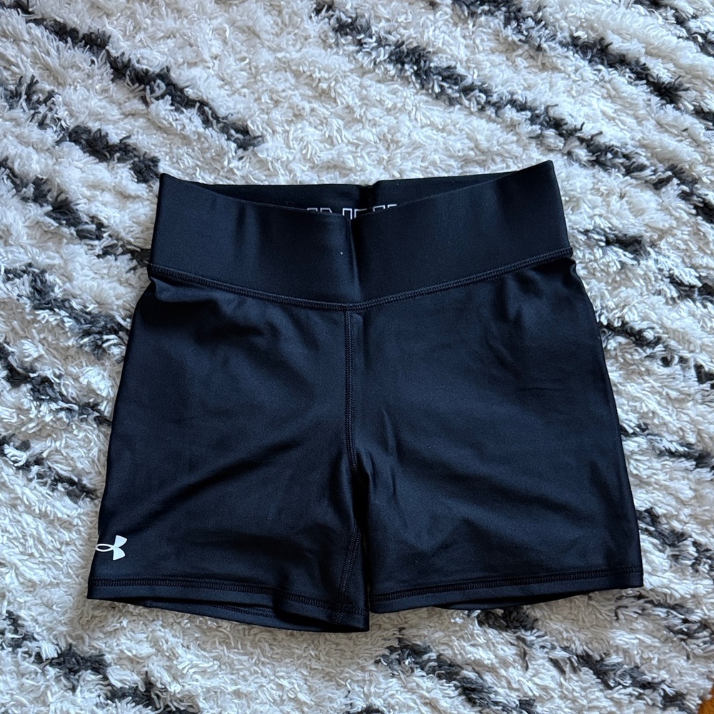 NWT Under Armour Black High-Waist Training Bike Shorts